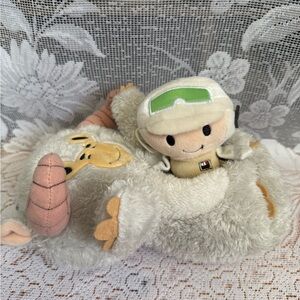 Star Wars Luke Skywalker in Tauntaun Hallmark Itty Bitty Set